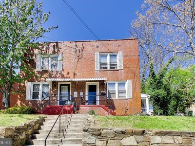 762 Congress St SE