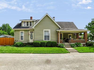 399 W Adams St