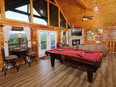 550 Royal Coachman Dr