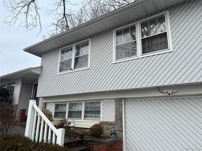 Property at 31 Seton Court, Old Bethpage, NY