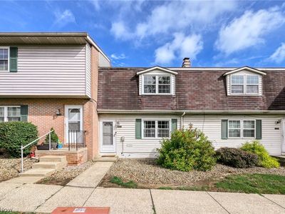 1317 S Sandelwood Oval