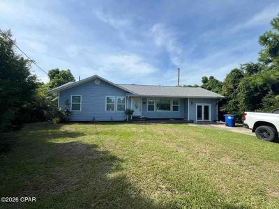 901 E 2nd Pl