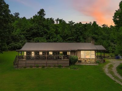 1651 Highway 1643