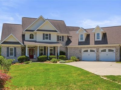 8850 Donilee Manor Ct