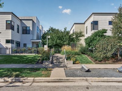 2818 Aldrich Ave S #103