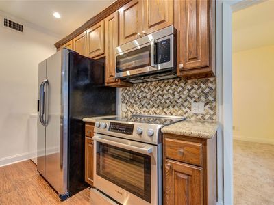 2626 Holly Hall St APT 1203