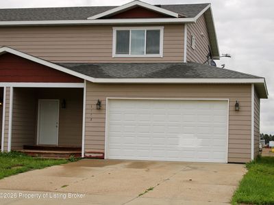 Property at 1122 9th St SW, Watford City, ND