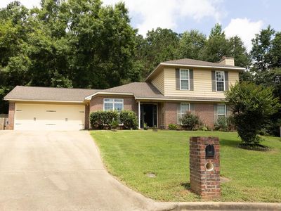 5008 Hidden Hills Ct