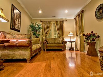 34 Amber Dr