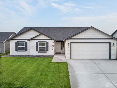 Property at 704 Regina Place, Grandview, WA