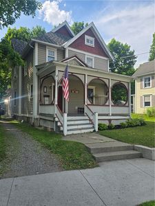 17 Geneva St
