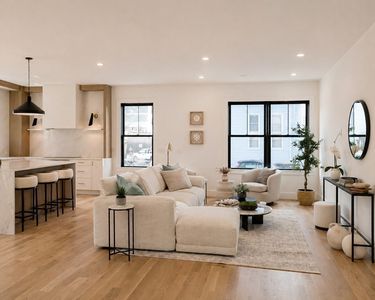21 S Waverly St #21