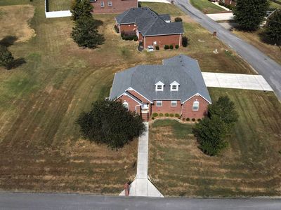 95 Maple Dr