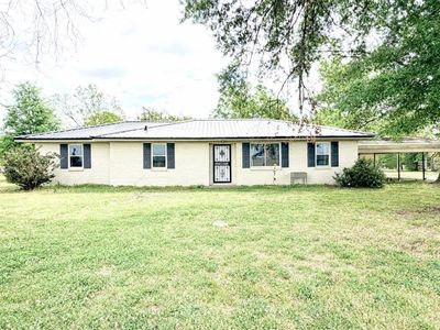 411 Smith Rd