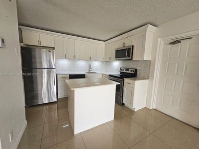 1105 Green Pine Blvd APT E3