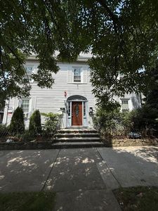47 Broad St