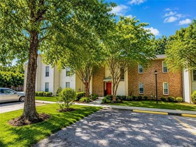 207 Parkview Blvd Unit 207