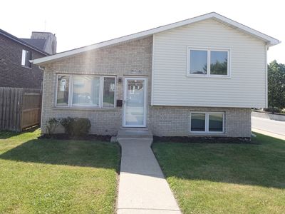 Property at 9800 S Artesian Ave, Evergreen Park, IL