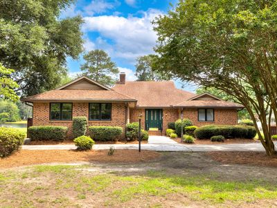 710 Lakewood Dr