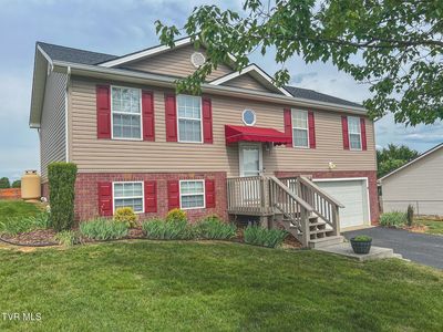 Property at 612 Willow Ct, Piney Flats, TN