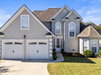 7801 Laurelton Dr