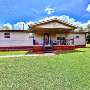 162 Charlie Byrd Ln