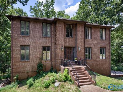 9046 Sugar Tree Trl SE