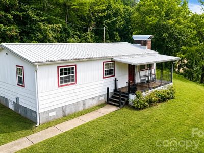 27 Lela Ln Unit 4A