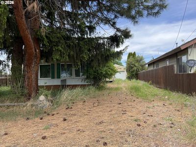 301 SE Alamo St