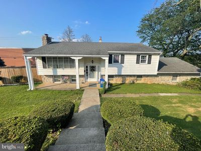 3909 Reiff Pl