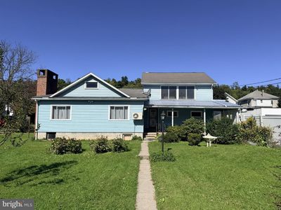 519 W 4th St