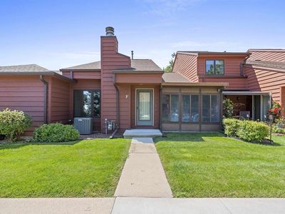 2240 MEADOWBROOK COURT #F