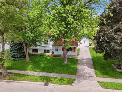 2002 Maplewood Rd