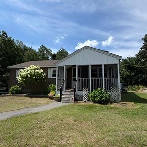 100 Currier Road