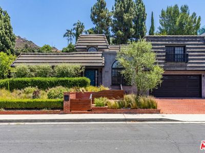 3122 Dona Susana Dr