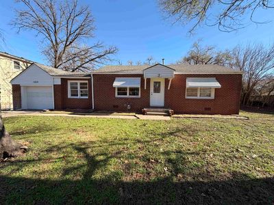 226 S Van Arsdale Ave