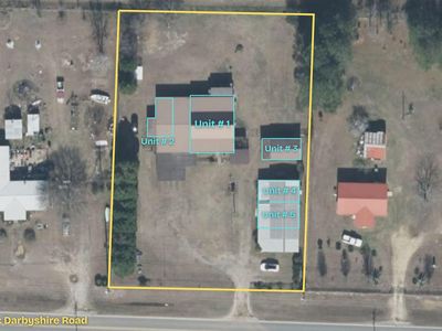 1002 Doc Darbyshire Rd