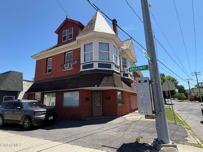 2040 Broadway