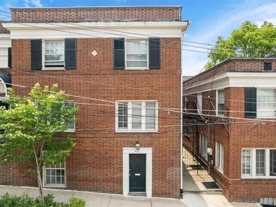940 Bellefonte St
