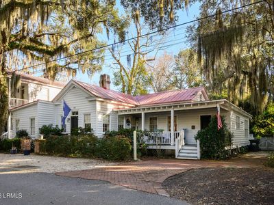 310 Hancock St