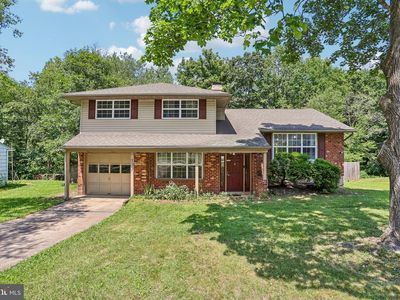 137 Woodshade Dr