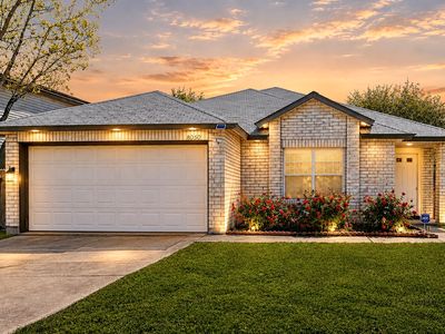 Property at 8050 Chestnut Cape, Converse, TX