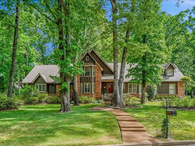 892 Fair Oaks Dr