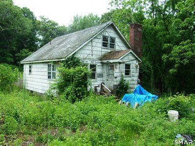 7 River Drive