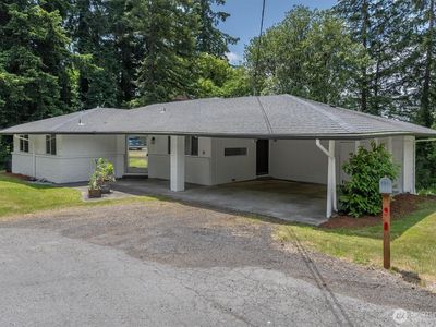 121 Lowrane Drive