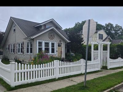 61 Highland Avenue