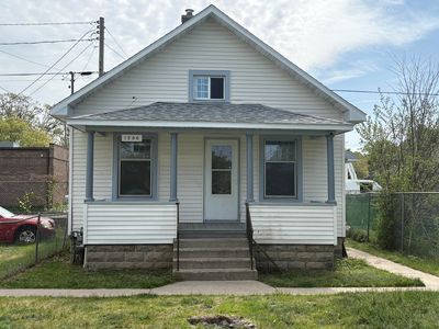 1296 Sanford St
