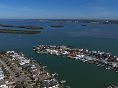 878 Harbor Is