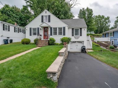 21 Charlotte Avenue