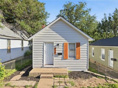 713 Dakota St